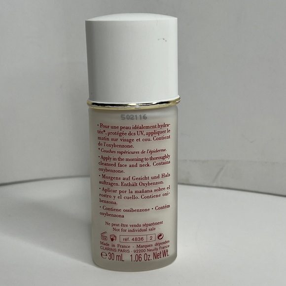 Clarins Fluide Désaltérant Multi-Hydratant SPF 15 Moisture Hydra Care Lotion - Picture 2 of 4